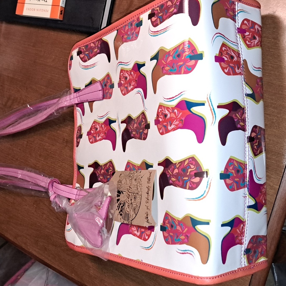 FLASH SALE Cathfly Studio Bag